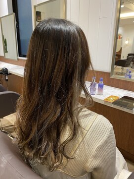 エイトナゴヤ 名駅店(EIGHT nagoya) インナーカラー/グレー