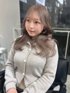 ランテルディ 渋谷(LANTERDIT) シースルーバング　艶感　透明感　ミルクティーアッシュカラー