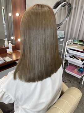 アーキヘアーカリス(archi hair charis) ベージュカラー