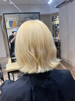 ウェーブ(WAVE)&nbsp;【ブリーチ】ホワイトブロンド/ハイトーン/ベージュ