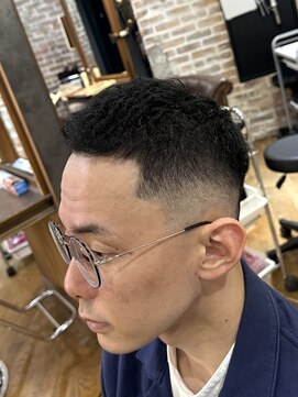 ソーエン クローバー バイ ヘッドライト 札幌大通店(soen clover by HEADLIGHT) ナチュラルフェード