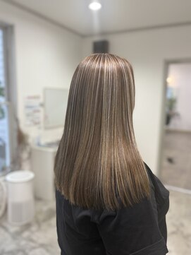 シャンクスヘア(SHANKS HAIR) ハイライトカラー