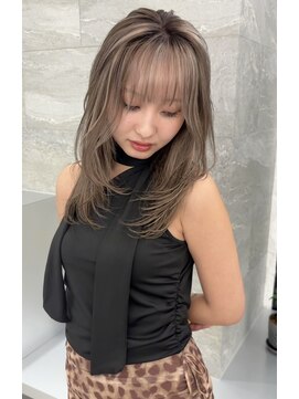 サロウィン 那覇店(SALOWIN) 海外レイヤーカット×ナチュラルハイライトカラー