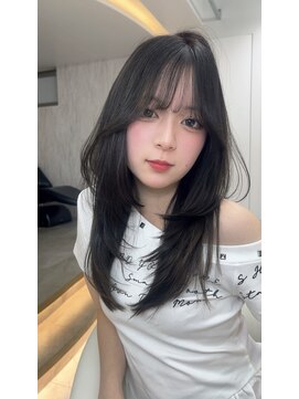 ロンドルピナス 小倉(Lond Lupinus) ミディアムレイヤーカット/似合わせカット/大人ガーリー/20代