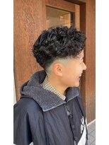 ベイス アワジ(BASE)&nbsp;刈り上げショートパーマ