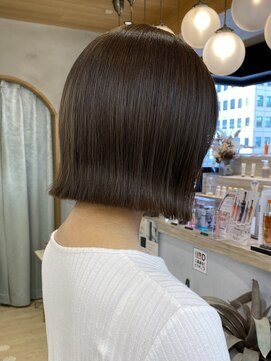 ロンドアジュール 横浜(Lond azur) くびれレイヤー/オリーブベージュ/顔周り/シースルー/横浜