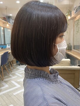 ルームバイシー 新宿(Loom. by Sea) まとまるボブ×フォギーベージュ【杉野ちひろ】