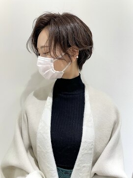 ヘーゼル 博多(HAZEL.) アンニュイショート×オフィスにも　HAZEL博多