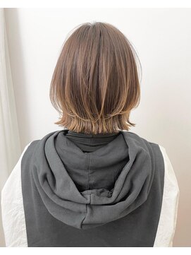 ネオリーブ チロル 横浜西口店(Neolive CiroL.) 外ハネボブ　縮毛矯正　大人可愛い　くびれボブ