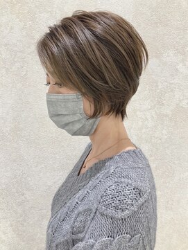 ヴィップルーム(viproom) マッシュショート/アッシュカラー/ツヤ髪スタイル/黒髪スタイル