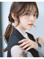 リトル エスタ 大名(little×esta)&nbsp;ローポニーテールアレンジおでかけヘア