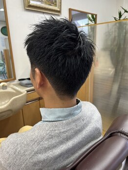 ヤスイ(YASUI)の写真/経験豊富なスタイリストが、あなたのライフスタイルにあわせて、個性を引き出すスタイルに仕上げます！