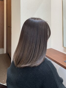 ポピイズ(POPPIES) ミディアムボブ【髪質改善／Varijoie／ヴァリジョア】