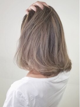 ソヨン 静岡店(SOYON) ハイライト×ゆるっとミディ