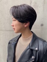 タム(tam)&nbsp;前下がりセンターパート　ダークパープル