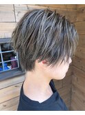 ショート ハイライト ハンサムショート 波打ち 30代40代50代60代
