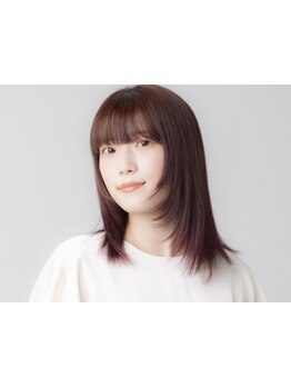 レイヤーカットでトレンドスタイルに！経験豊富なスタイリストの技術で360°美しいフォルムが叶う。