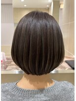 クララ ヒロシマ(CLALA Hiroshima)&nbsp;ミディボブスタイル×透明感カラーオリーブグレージュ