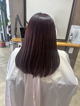 ルアナ(Luana) ロングボブ×ボルドーカラー