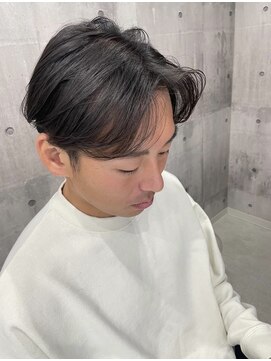 エミュ ヘアー(emu.hair) 毛流れパーマ