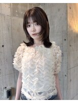 ダコタリッカ(dakota Rikka)&nbsp;透け感グレージュ×ミディアムレイヤー/ブリーチなし・福岡薬院