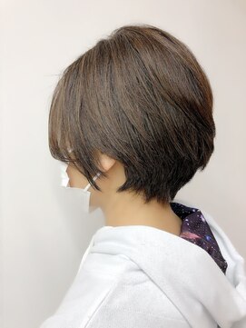 デイズ(DAYS) 【 全世代対応 】大人可愛い低めの丸みショート#20代#30代#40代