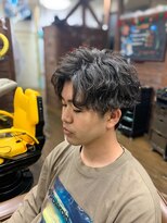 ラボーテイサミヘアーイースト(La.beaut'e ISAMI HAIR EAST)&nbsp;MEN’S HAIRハイライトマッシュパーマ〈理容室〉東浦和メンズ