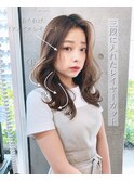 たち上げ前髪ヨシンモリレイヤーカット