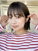 ミニボブぷつっとカットオリーブベージュ外ハネボブ透明感カラー