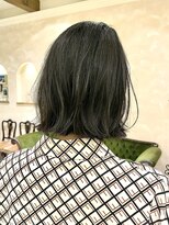大人かわいい外はねボブ/ミニボブ/グレージュ/ブリーチなし