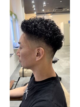 クレ(CLE) ハードパーマスキンフェード SEED 横浜駅