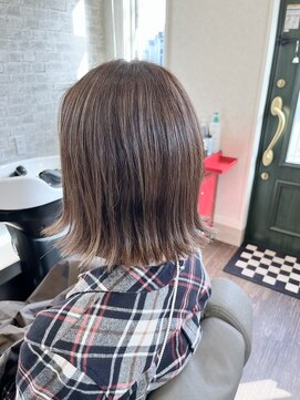 ギャビー(GABBY) 切りっぱなしボブ