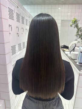 ロンドルーチェ 心斎橋(Lond luce) ダークアッシュ/ミディアムレイヤーカット［髪質改善/縮毛矯正］