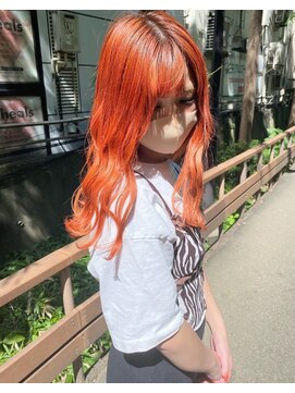 テイス 新宿(TACE) オレンジヘア[ネビージュ/黒髪/小顔/新宿]