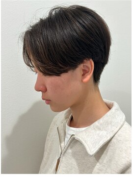 ヒュイル バイ ニアウ(Hwyl by Niau) メンズマッシュセンターパートスパイラルパーマニュアンスパーマ