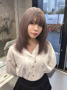 ソル ジングウマエ(SOL JINGUMAE) 《ブリーチ1回グレージュカラー×レイヤーカット》