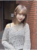 ミルクティーベージュミディアムボブ