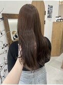 オリーブベージュ