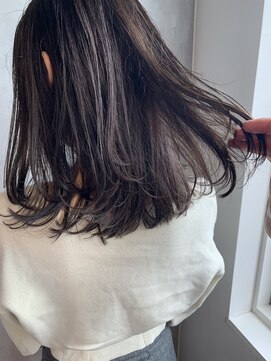 キチ(kichi.) [kichi.] レイヤーロブ×透明感グレージュ