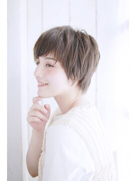 ヴィチーノプラスエヌ(VICINO+n) 20代30代40代　ひとくせショート【瀬田】