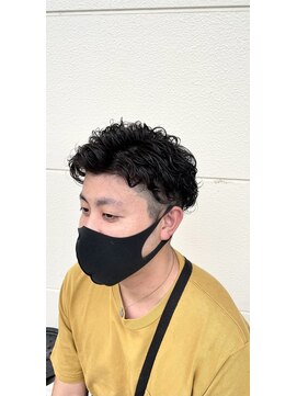 ホワイトストーン WHITE STONE 熊本　メンズパーマ　ナチュラルパーマ　30代40代ヘアスタイル