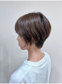 大人女性 ハンサムショ-ト  インナーカラー