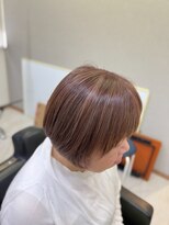 アイズ 本厚木(AIZU)&nbsp;白髪ぼかしハイライト/ピンクベージュ/丸みショート