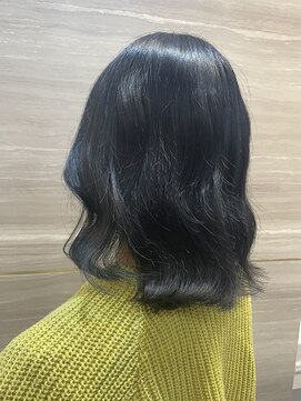 ラビス クローバー(Lovis clover) 《RIN》コリアンブラック【熊谷/カラー】