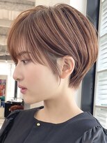 ハルキミナト ジャパン トウキョウ(HARUKI MINATO japan TOKYO)&nbsp;20代30代40代50代耳かけショート前髪なしハンサムショートカット