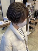 ショートボブ