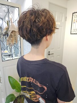 ヘア ケア ディエイチケー(HAIR CARE DHK) お洒落パーマショート