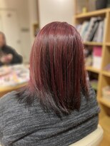 ヘアーコンセプト(HAIR CONCEPT)&nbsp;ワインレッド＋ブラックのインナーカラー