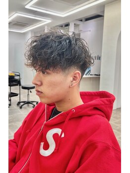 エイル(Aile)の写真/＊波巻き/ツイストスパイラル/ニュアンス＊あらゆる流行ヘアがAileで叶う。ON/OFFどちらも決まるスタイルに