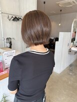 シェル 津山の手店(shel)&nbsp;20代30代◎透明感グレージュボブ×外ハネレイヤーチョコレート